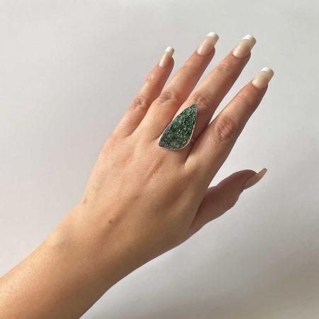 Uvarovite Ring