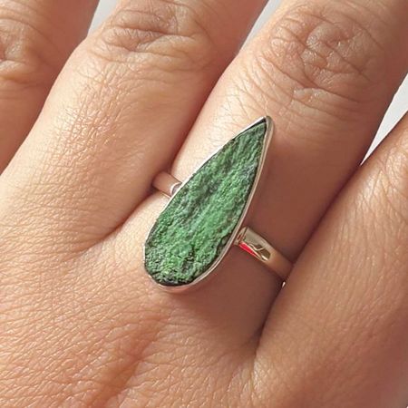 Uvarovite Ring