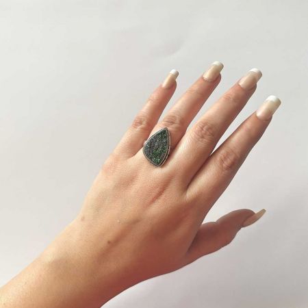 Uvarovite Ring