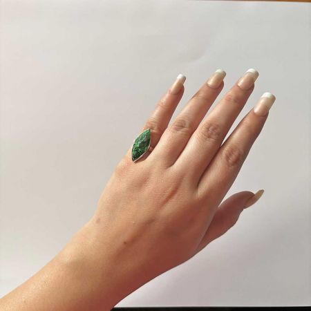 Uvarovite Ring