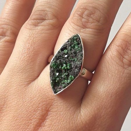 Uvarovite Ring