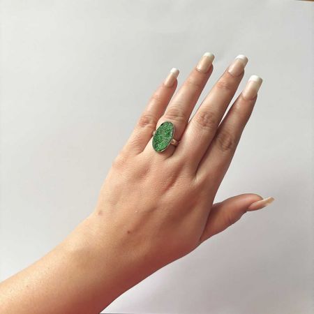 Uvarovite Ring