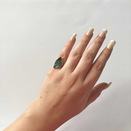 Uvarovite Ring
