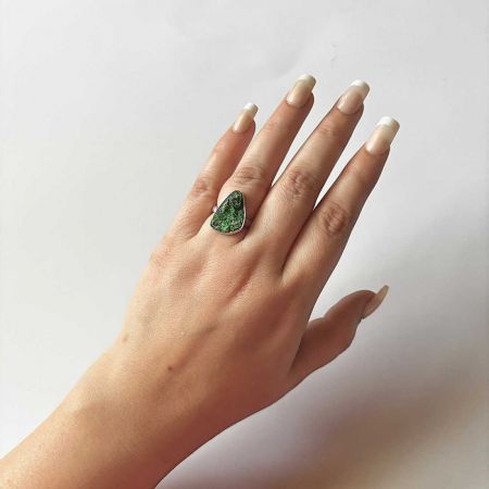 Uvarovite Ring