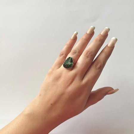 Uvarovite Ring