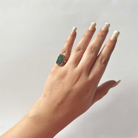 Uvarovite Ring