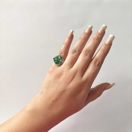 Uvarovite Ring