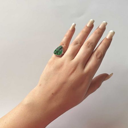 Uvarovite Ring