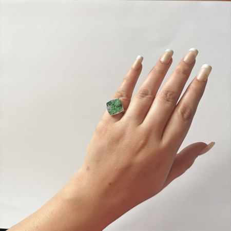 Uvarovite Ring