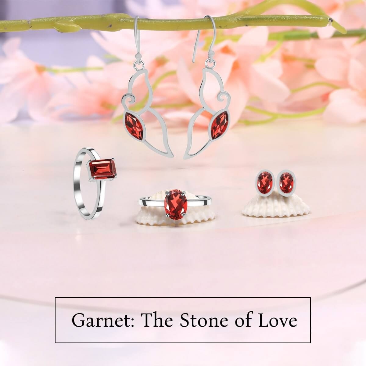 Garnet The stone of love Garnet The stone of love