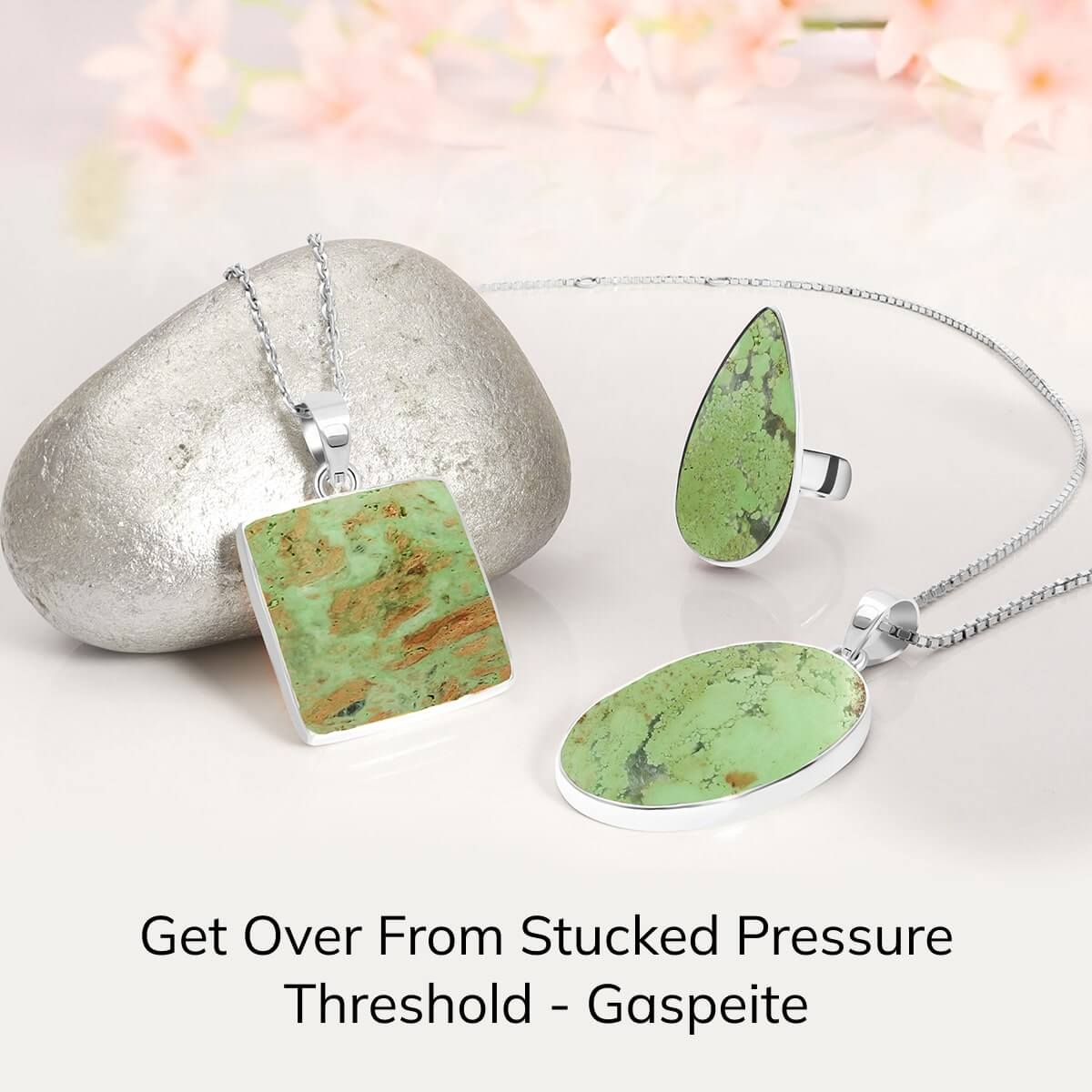 Gaspeite Pendant Helps in Overcoming Emotional Pain