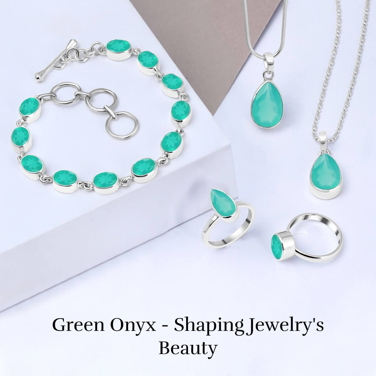 Uses and Importance of Green Onyx in Jewelry Making
